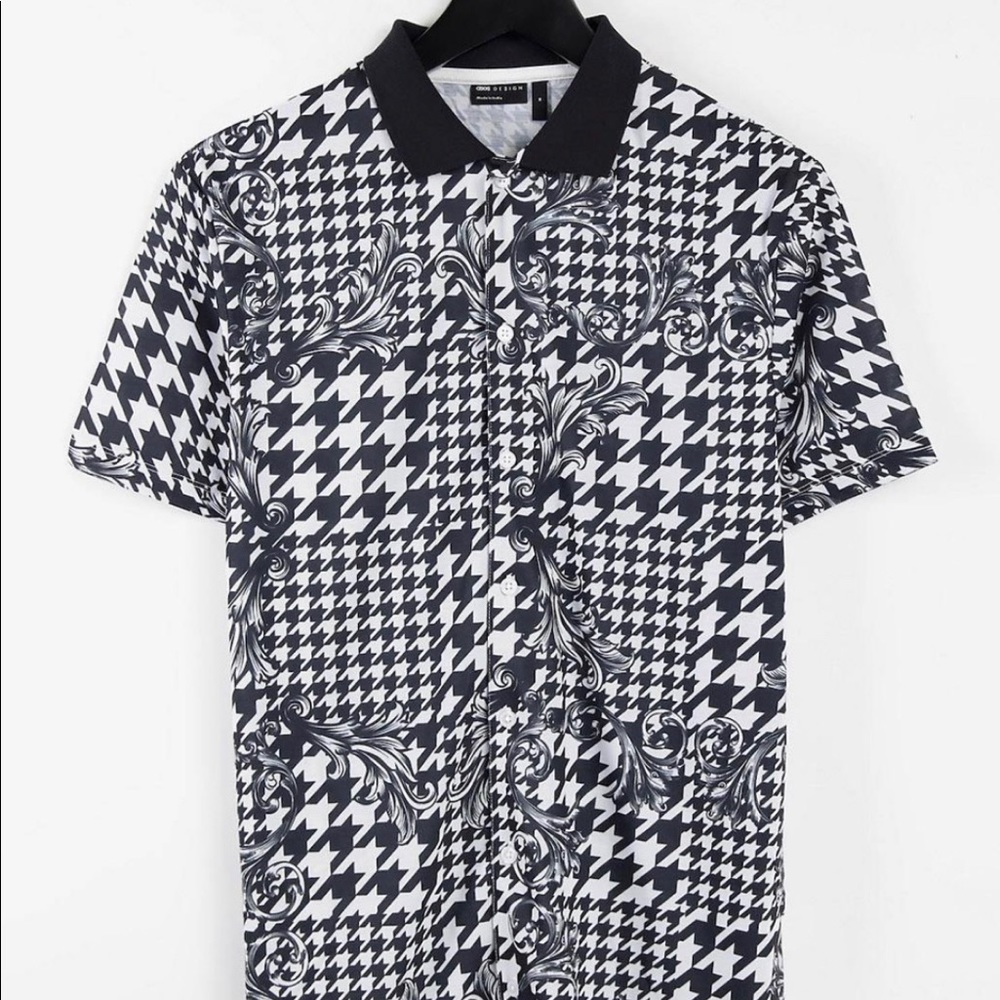 Black & white collar button down